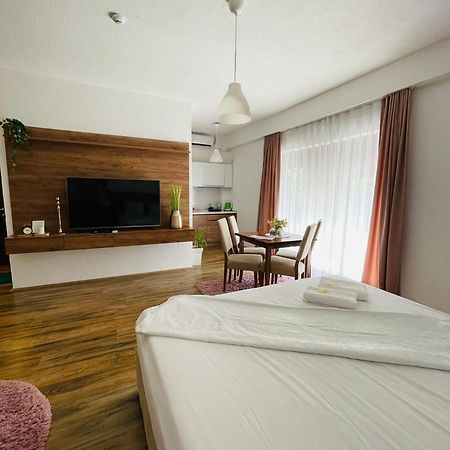 Fuk-Tak Apartmani&Restoran Dojran Exteriör bild