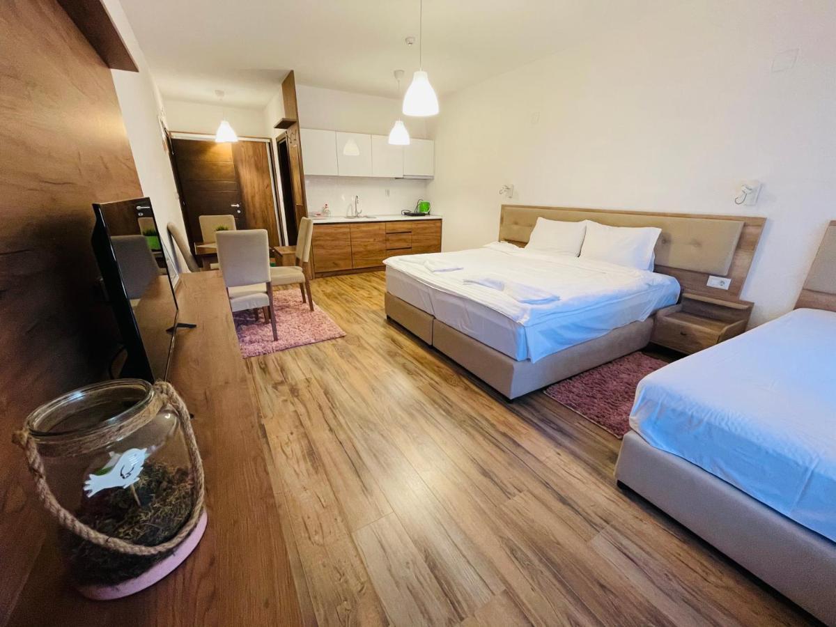 Fuk-Tak Apartmani&Restoran Dojran Exteriör bild