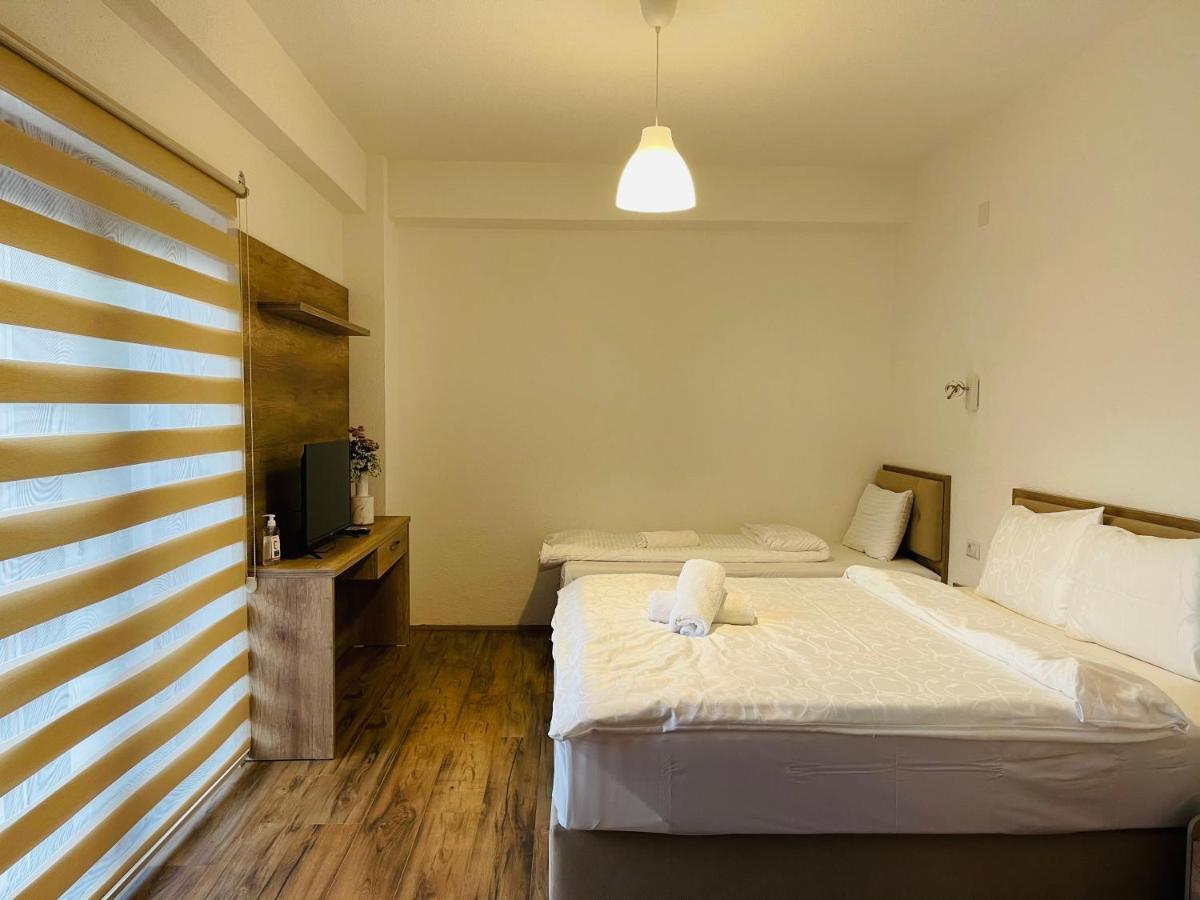 Fuk-Tak Apartmani&Restoran Dojran Exteriör bild