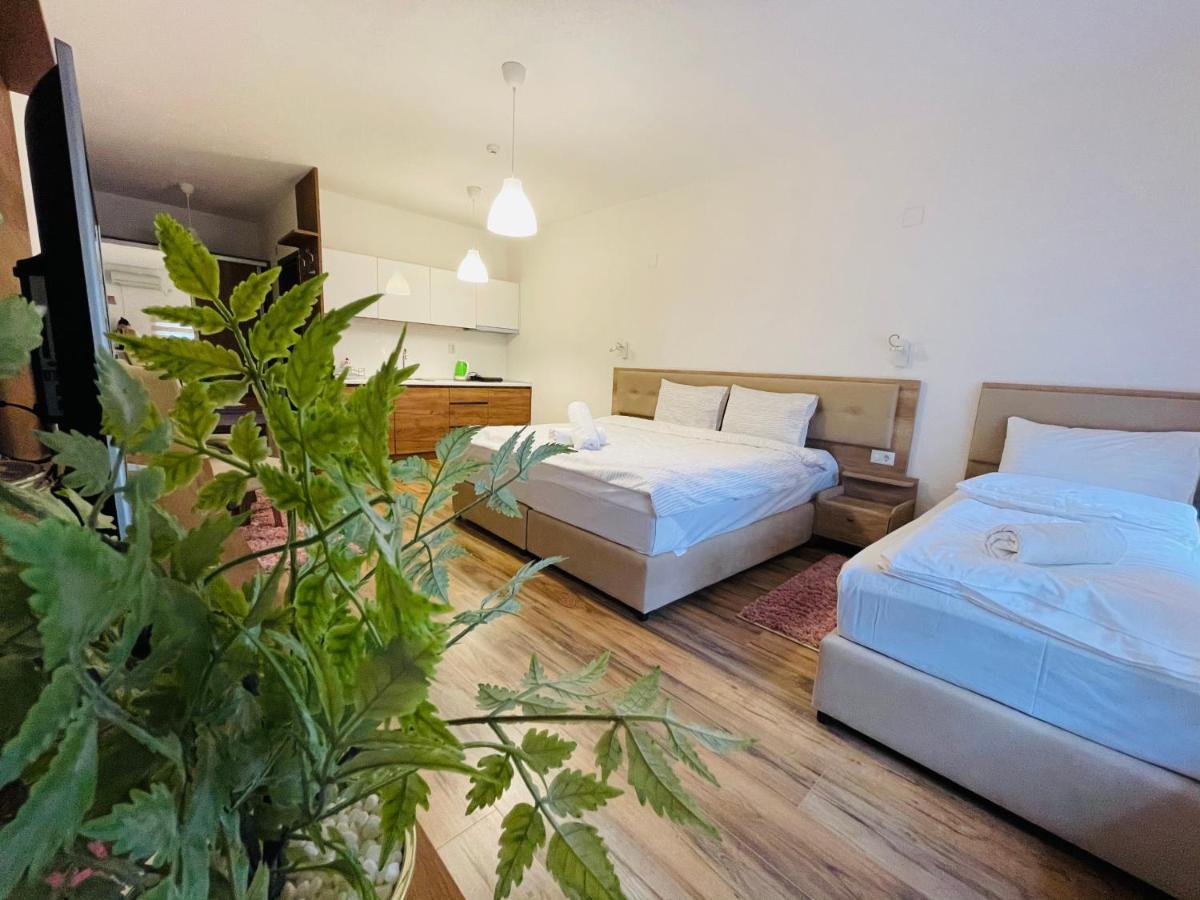 Fuk-Tak Apartmani&Restoran Dojran Exteriör bild