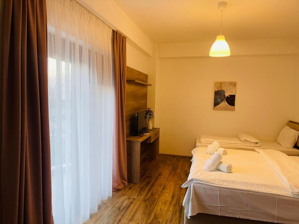 Fuk-Tak Apartmani&Restoran Dojran Exteriör bild