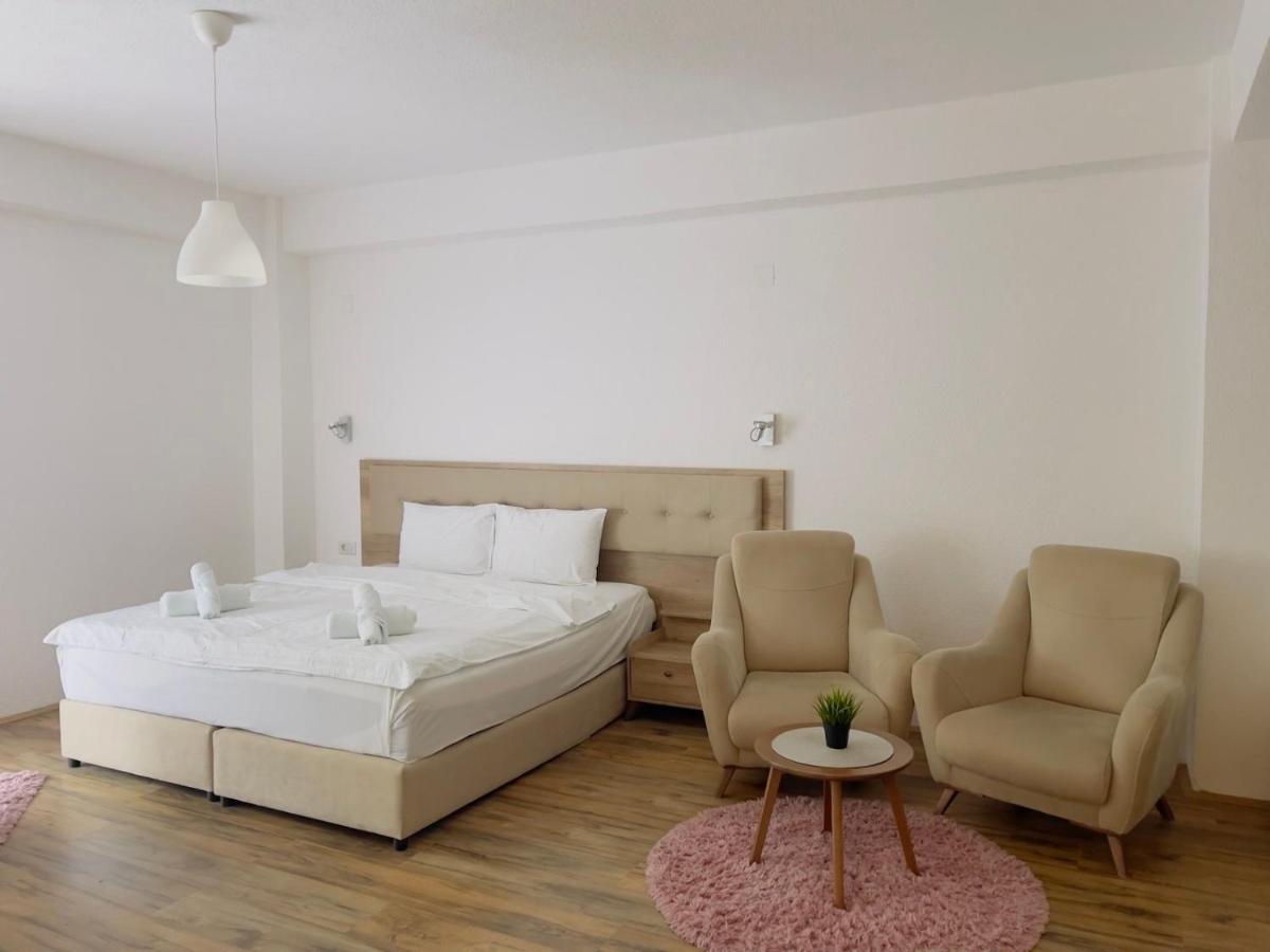 Fuk-Tak Apartmani&Restoran Dojran Exteriör bild