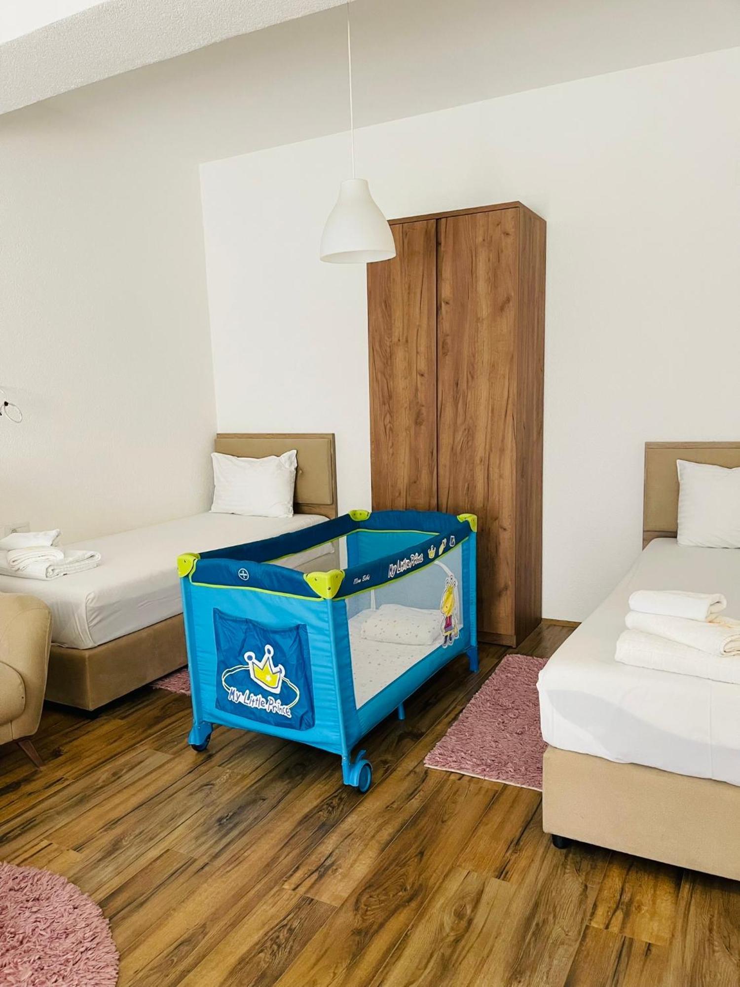 Fuk-Tak Apartmani&Restoran Dojran Exteriör bild